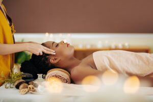 Head massage in spa salon
