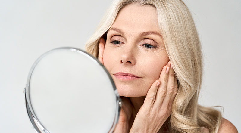 Read more about the article Proces intrinzičnog i ekstrinzičnog starenja kože
